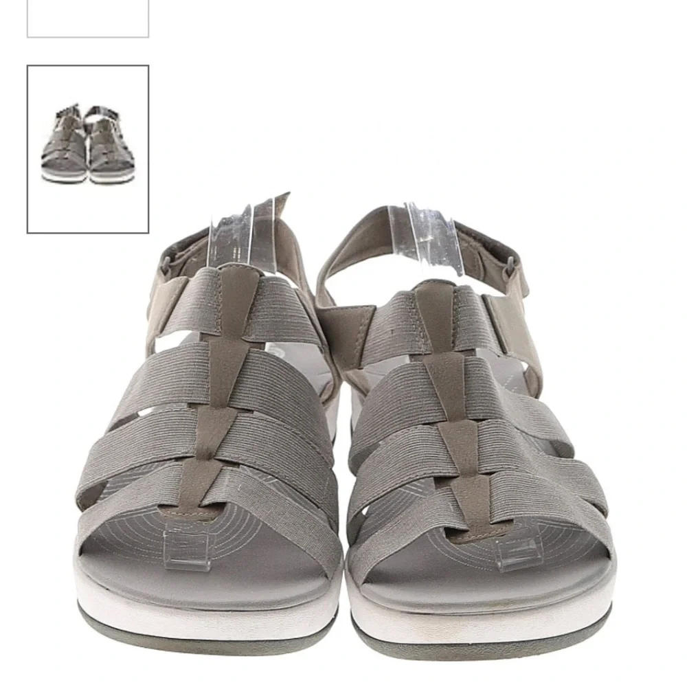 Gray women’s sandals size 7 made by Clark’s - Picture 1 of 3